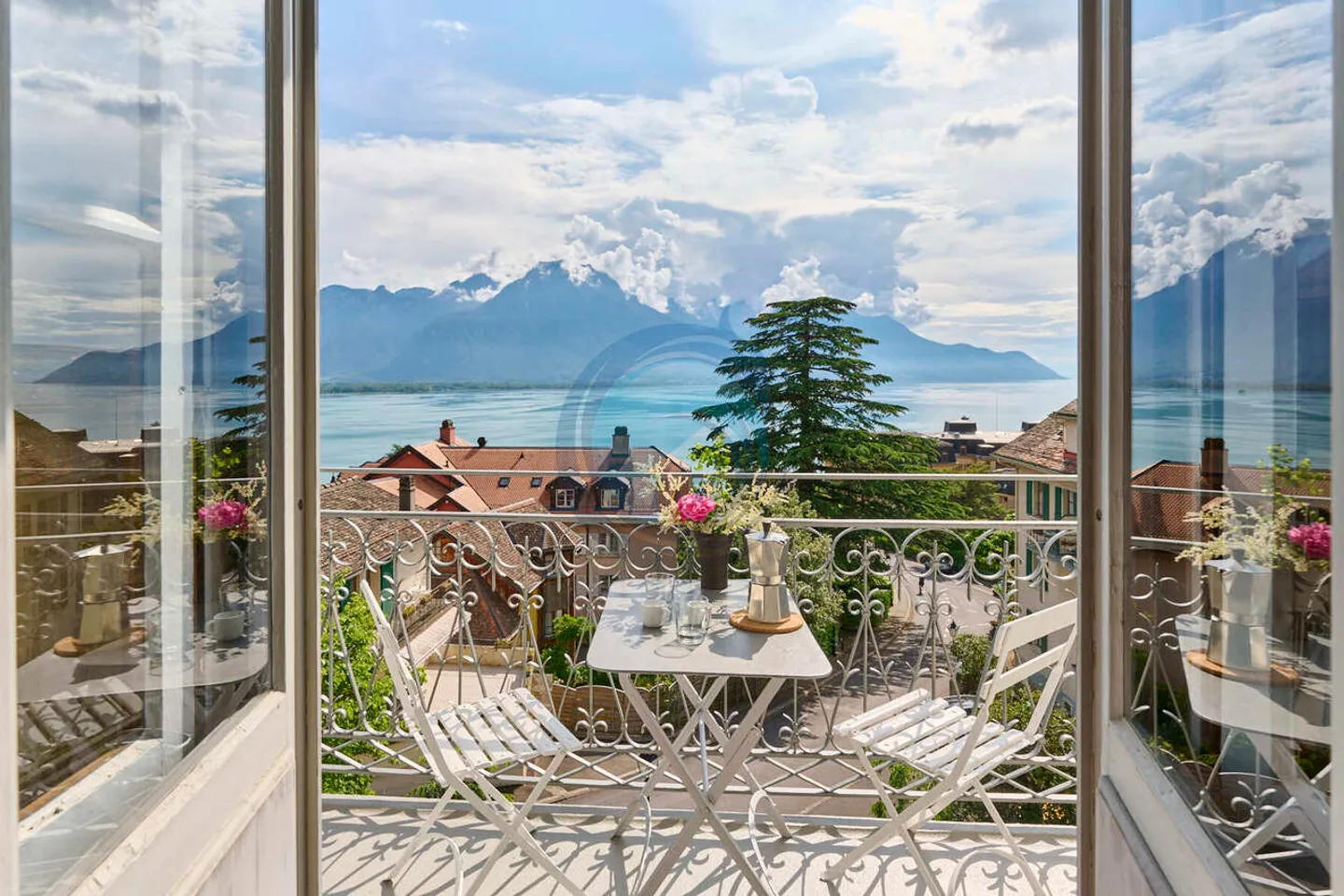 MAGNIFIKANTE 7,5-ZIMMER-WOHNUNG MIT SEEBLICK - Foto 1 von 22