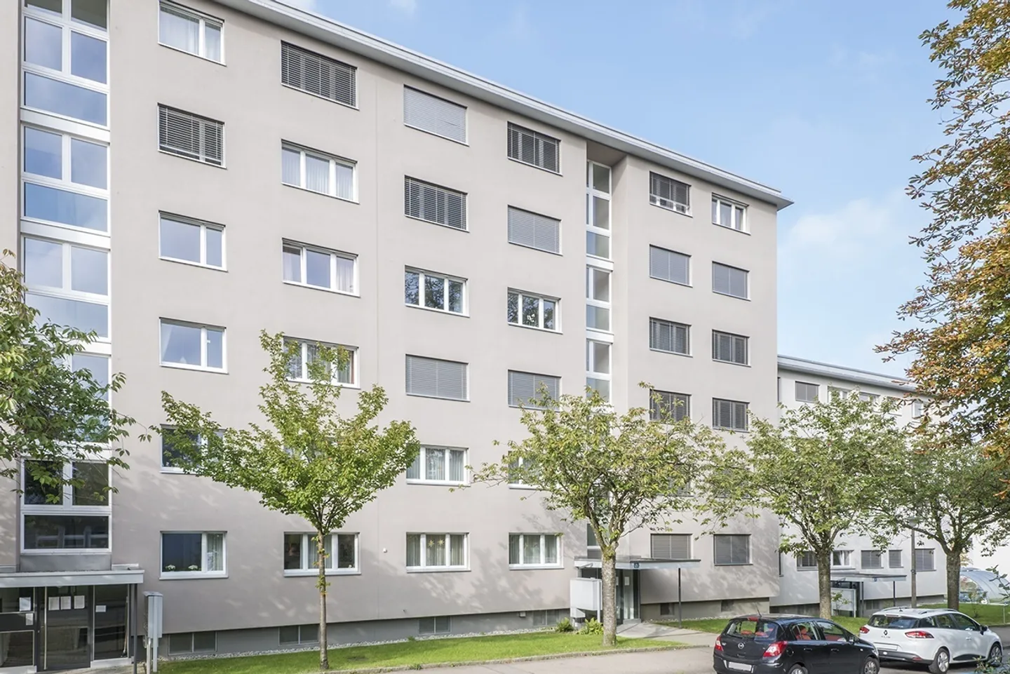 Charming 3.5-Room Apartment - Photo 2 of 8