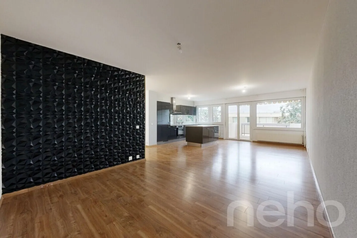 Geräumige 3,5-Zimmer-Wohnung - ideale Lage - Foto 2 von 8