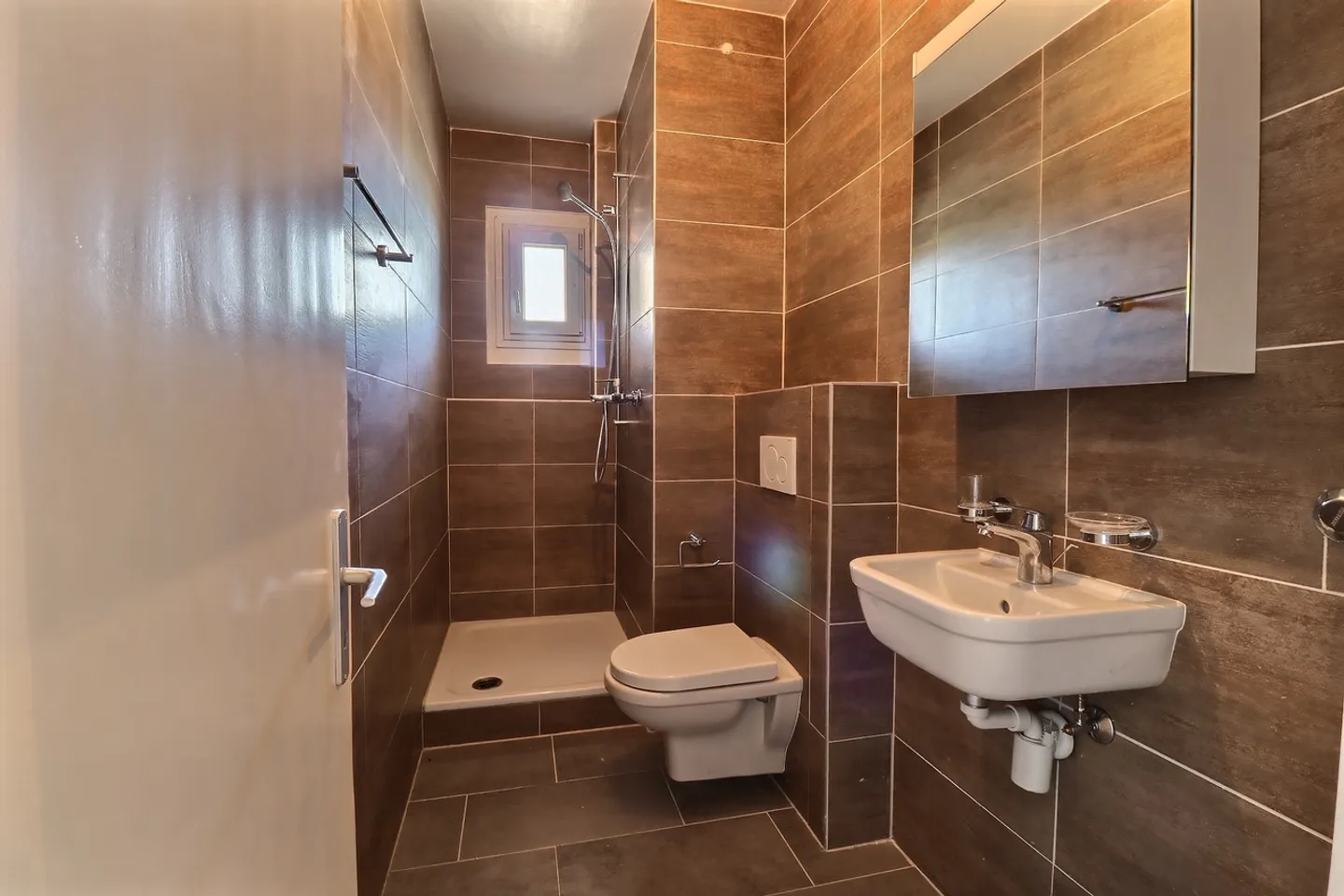 Charmant 2.5 pièces de 56 m2 à louer à Romont - Photo 3 of 6