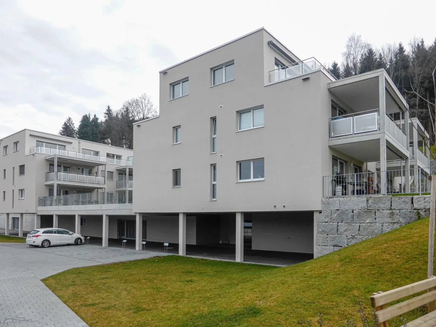 Charmante, lumineuse appartement en attique avec grande terrasse - Photo 11 sur 12
