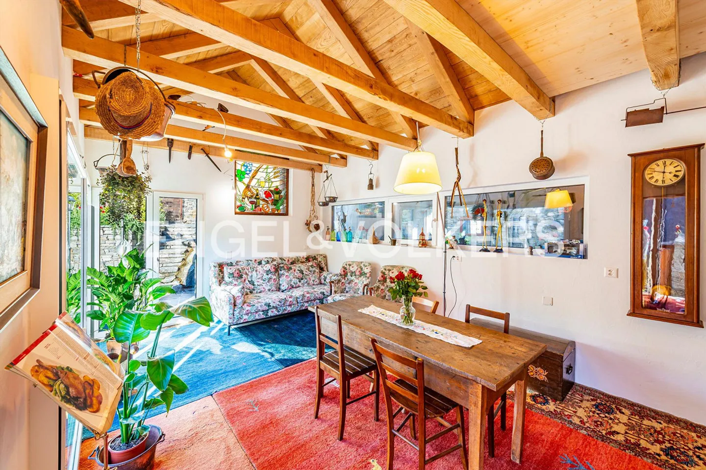 Rarity and Exclusivity (22) - Photo 4 of 11