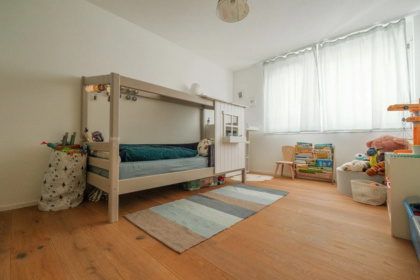 Moderno appartamento duplex di 4,5 stanze in affitto a Bösingen - Foto 9 di 13