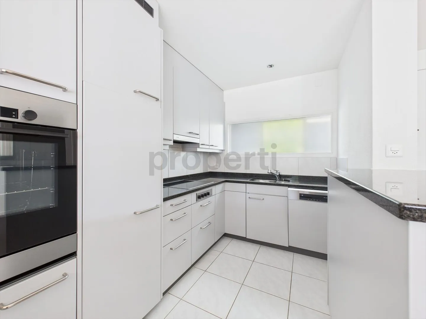 Moderne 4.5-Zimmer Maisonette mit Terrasse im Herzen von Birmensdorf ZH - Foto 4 von 12