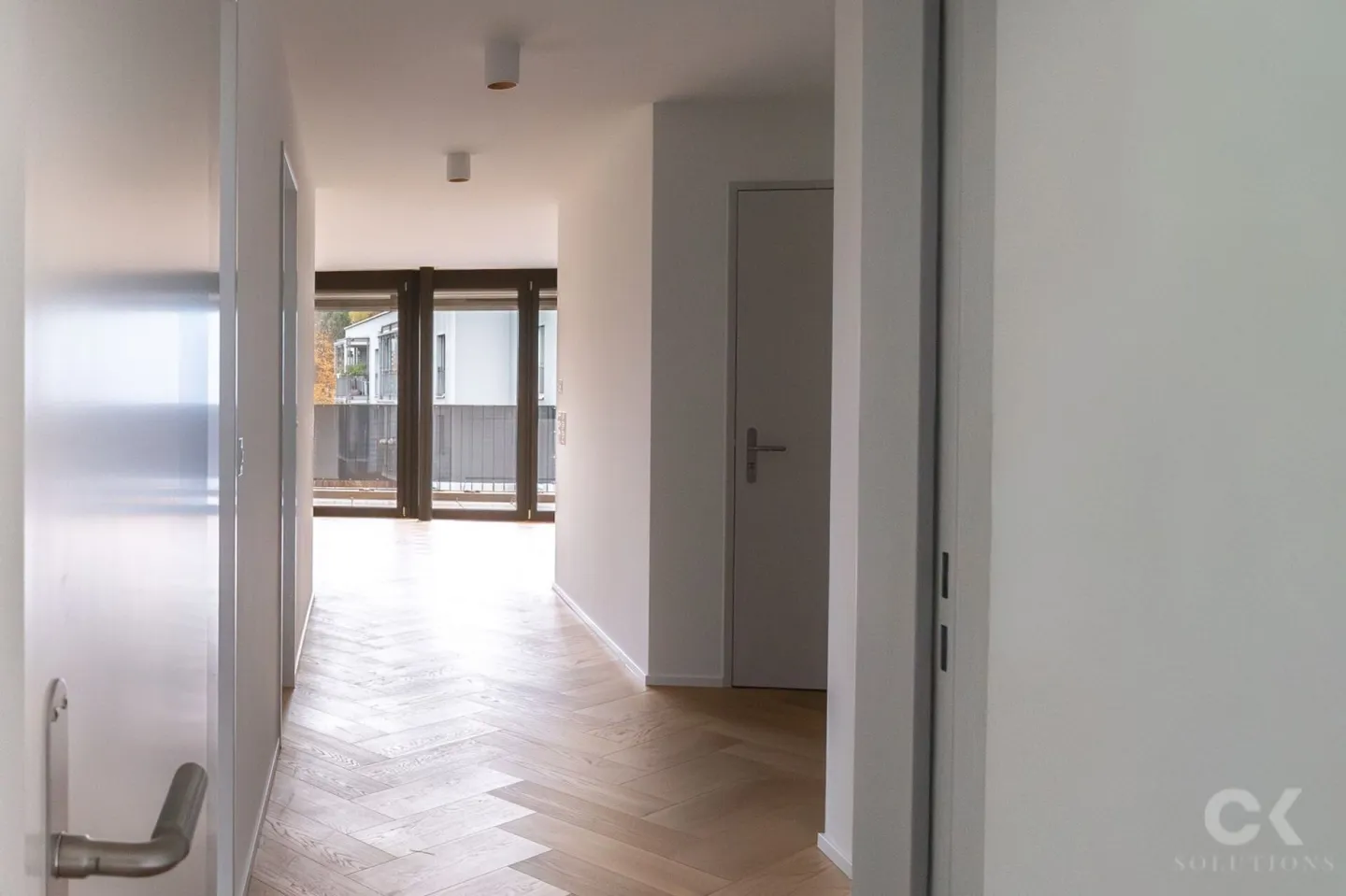 Modern, luxuriös, perfekt gelegen - Top-Wohnung mit Stil - Foto 4 von 12