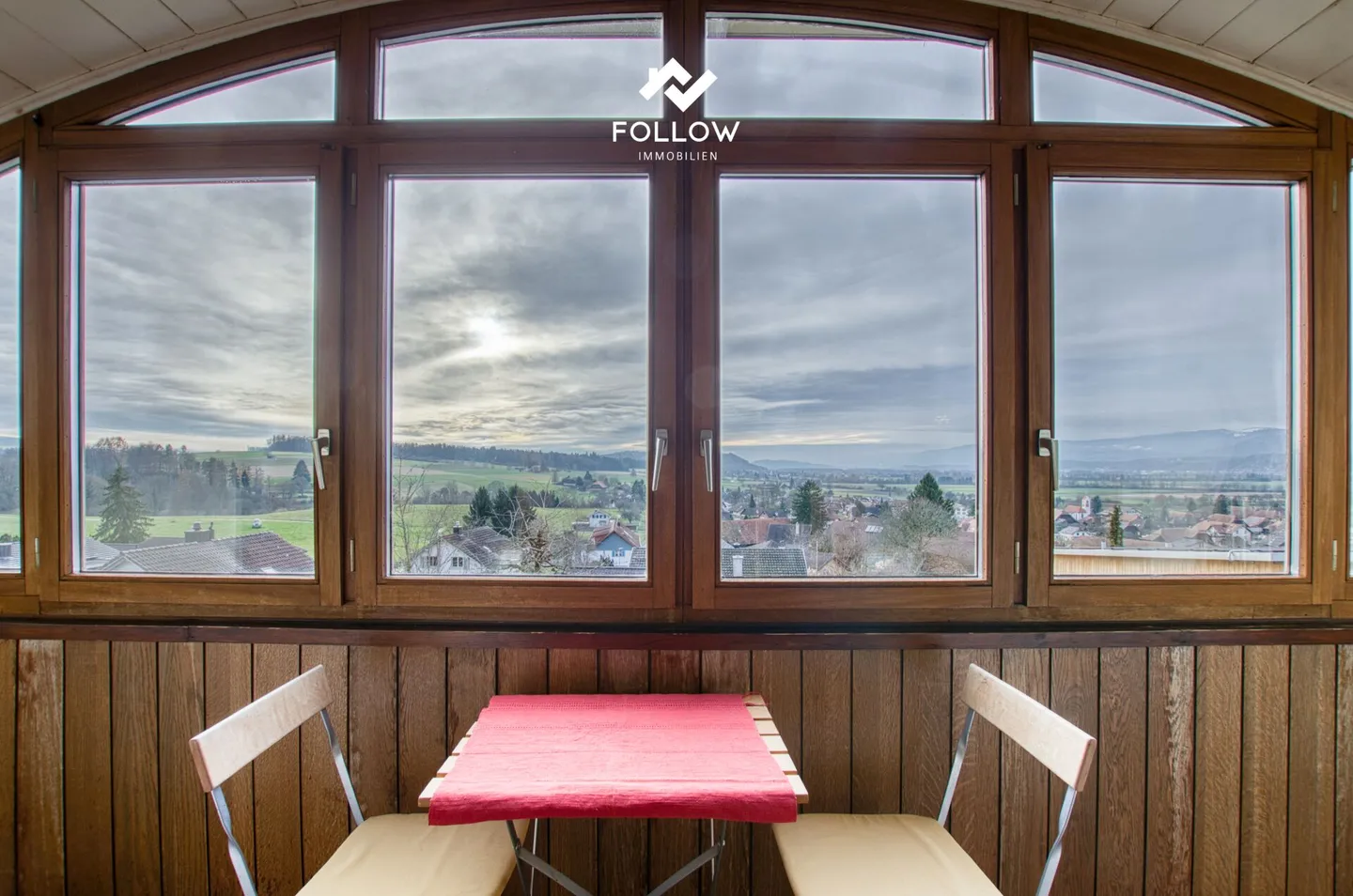 Maison spacieuse à trois familles avec vue dégagée - Photo 3 sur 26