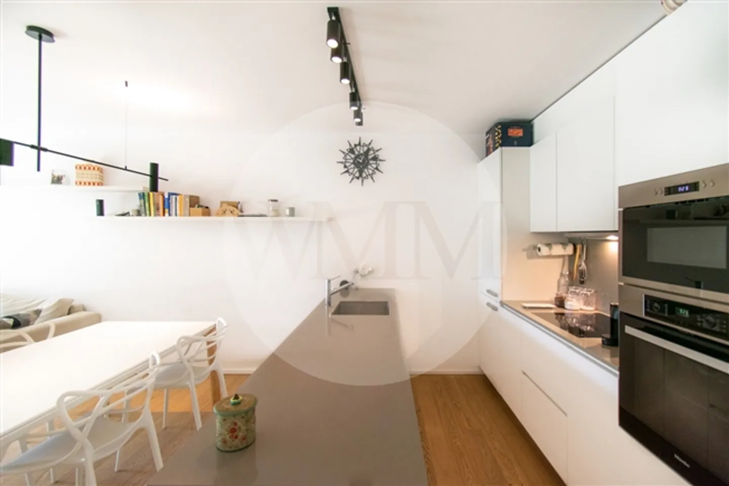 APPARTAMENTO MODERNO CON GRANDE GIARDINO - Foto 10 di 15