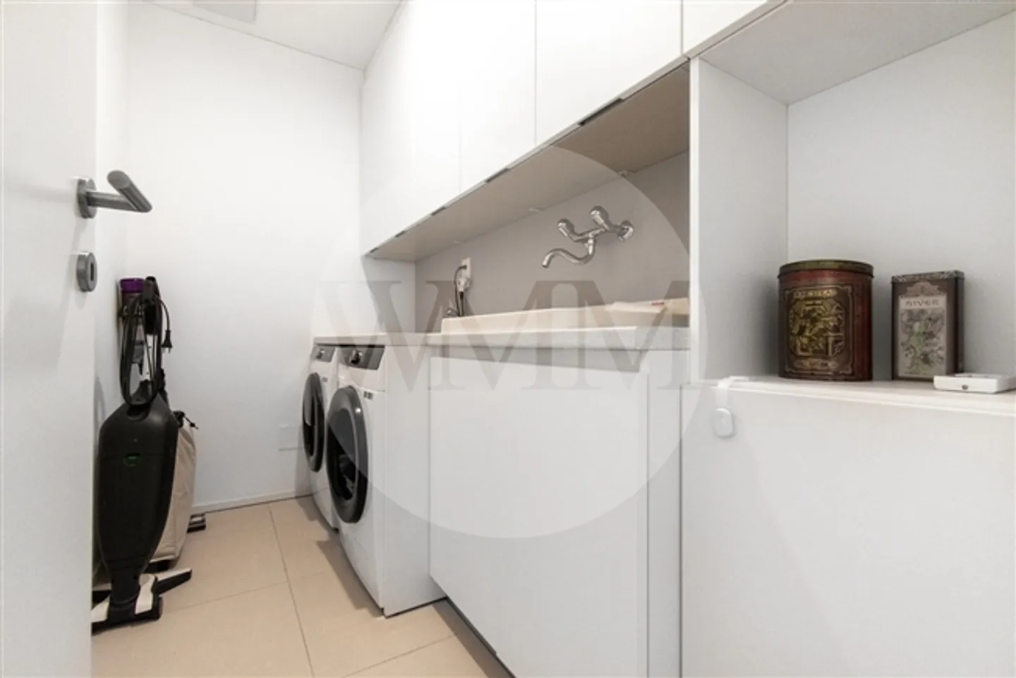 APPARTAMENTO MODERNO CON GRANDE GIARDINO - Foto 15 di 15