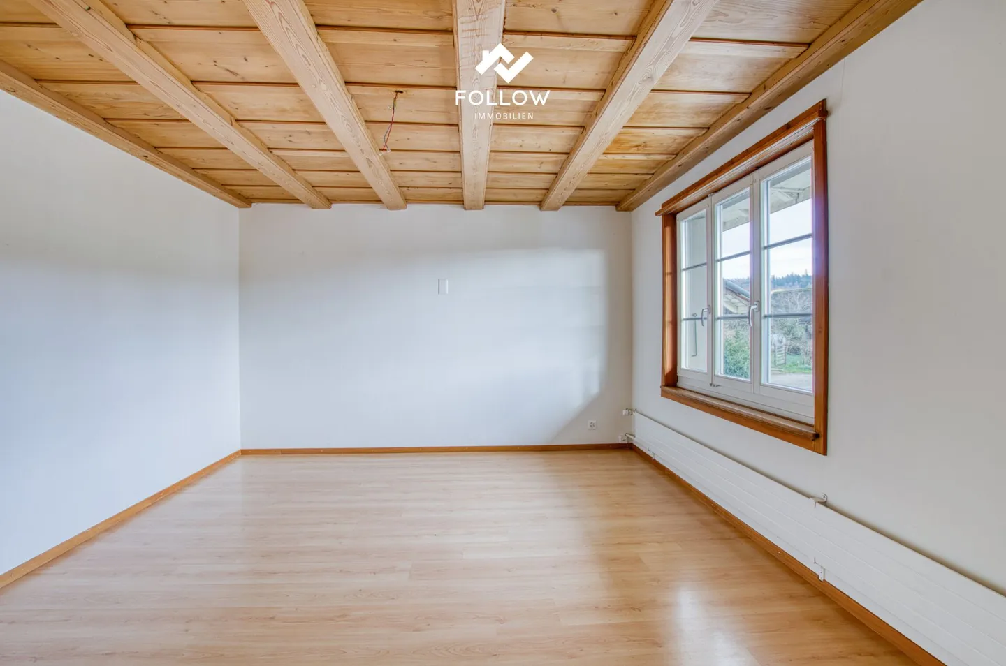 Maison spacieuse à trois familles avec vue dégagée - Photo 5 sur 26