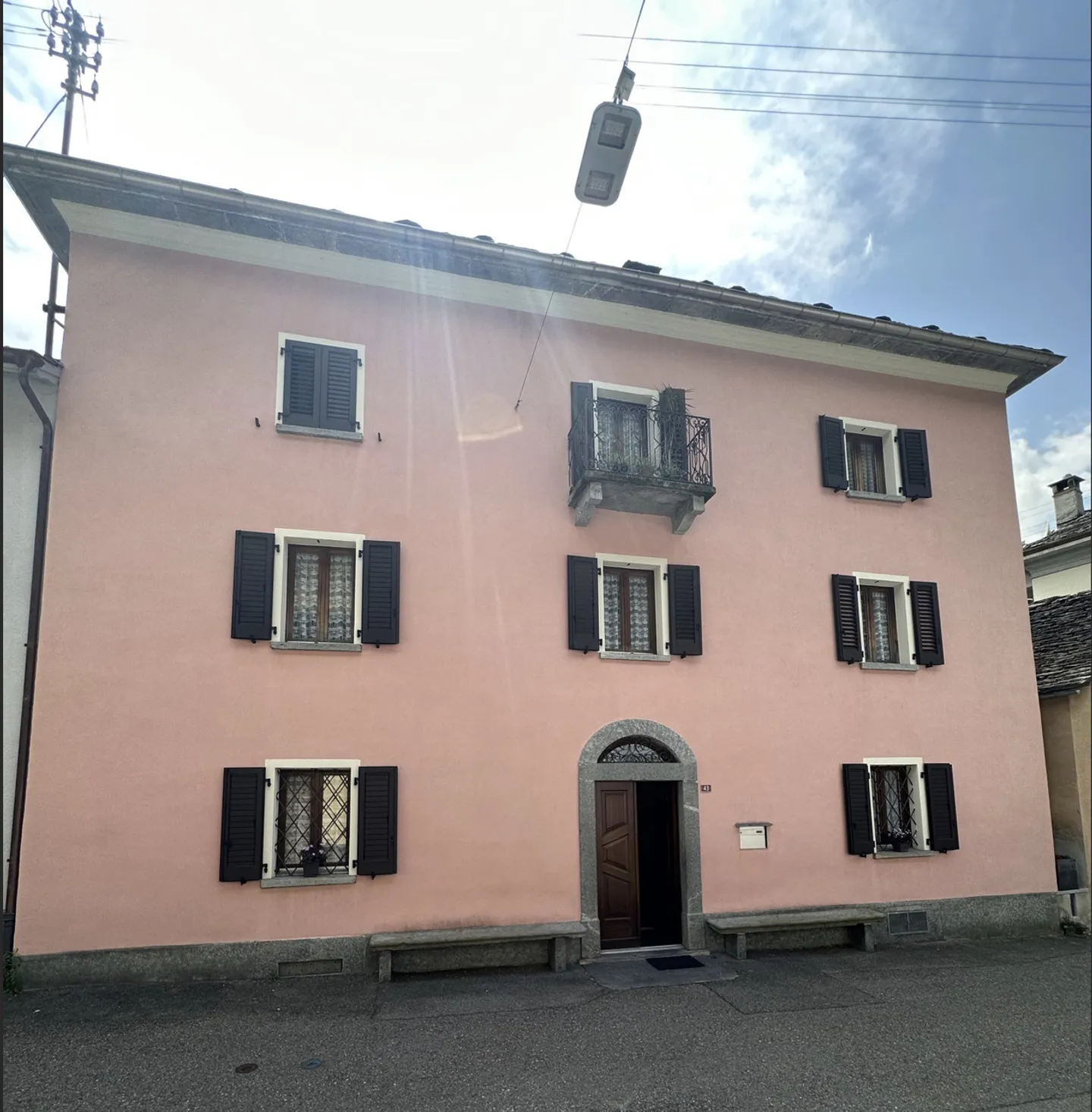 Casa storica ristrutturata a Someo / Renoviertes historisches Haus in Someo - Foto 1 di 10