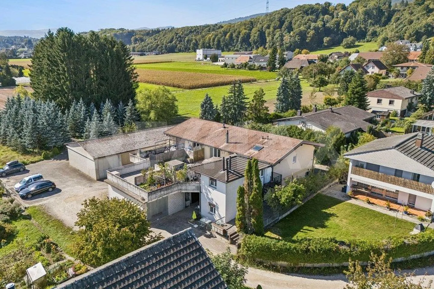 Idéal pour les entreprises artisanales (PME) avec revenus locatifs - Photo 2 sur 13