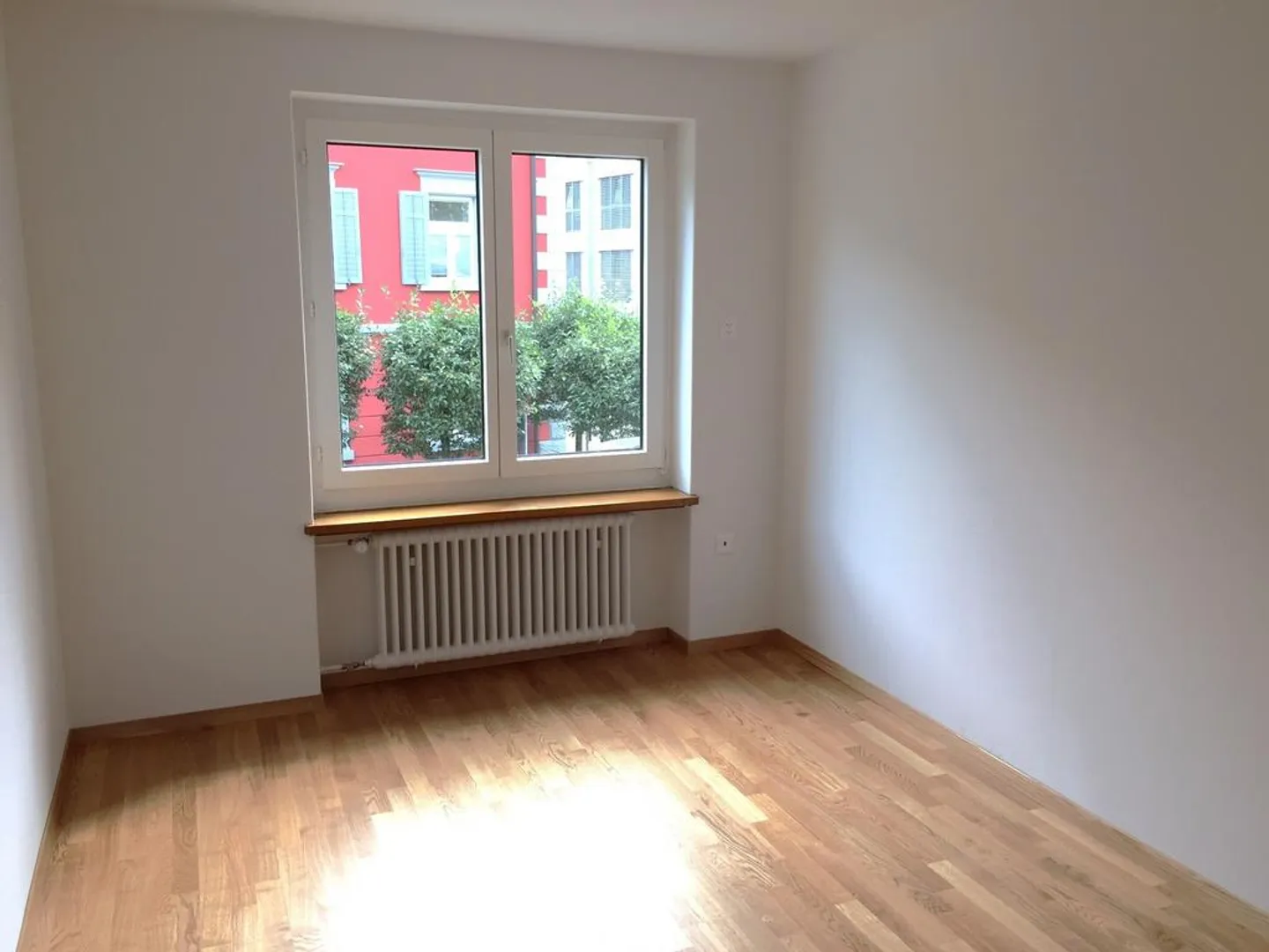 Renovated 4-room apartment in the center of Cham - Photo 12 of 12