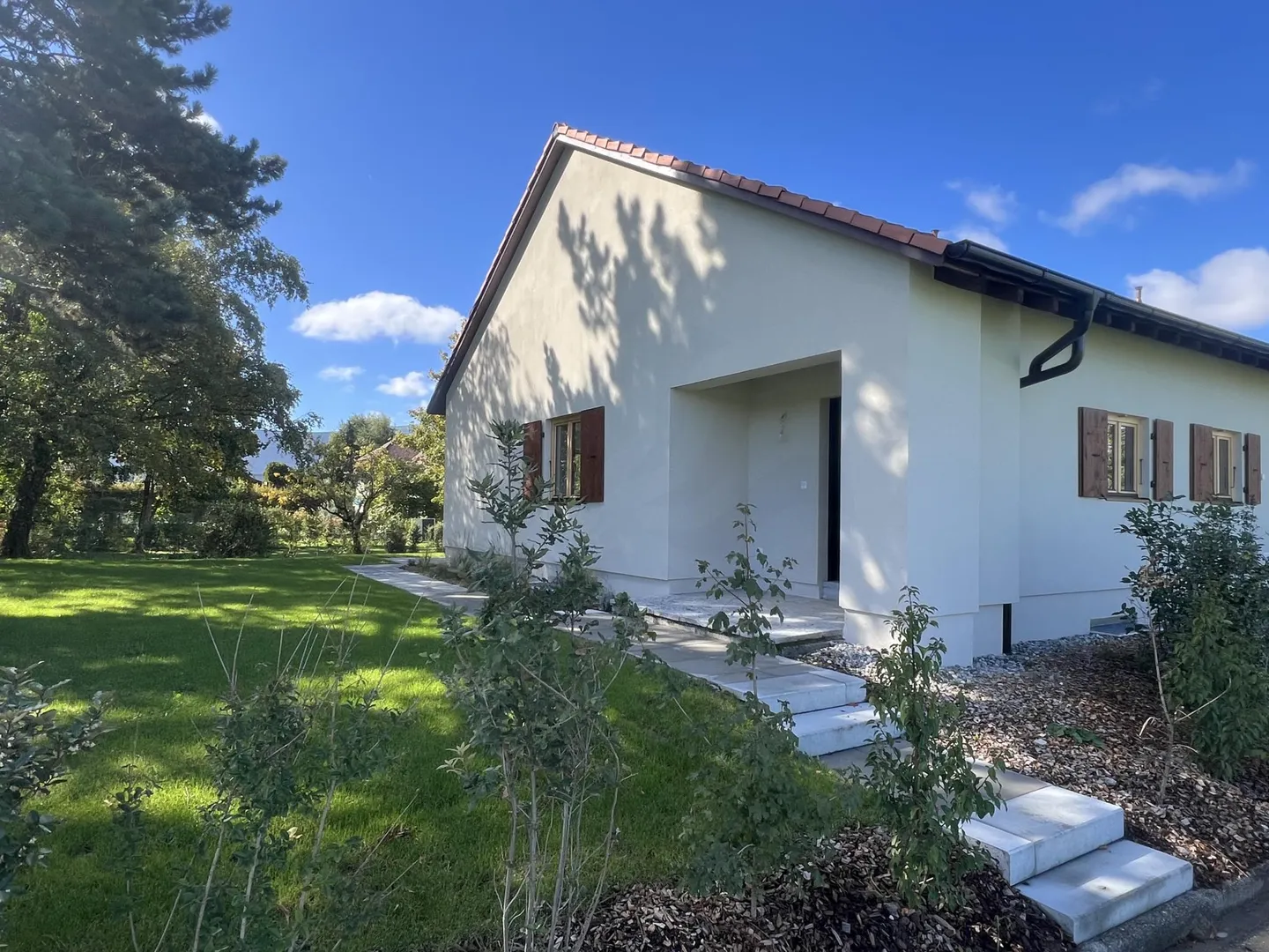En exclusivité: Maison familiale de 6 pièces dans un cadre bucolique - Photo 3 sur 13