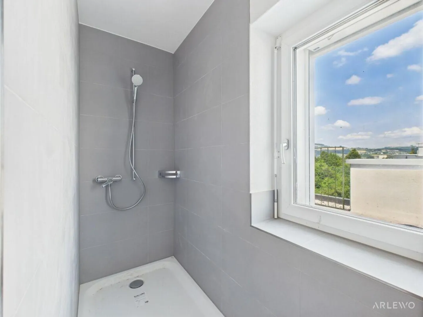 Appartamento da sogno con vista panoramica e terrazza circondata - Foto 5 di 10