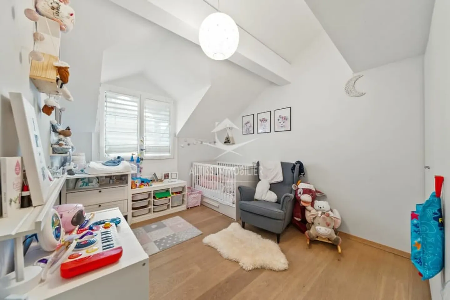 Grand appartement en attique - Photo 8 sur 12