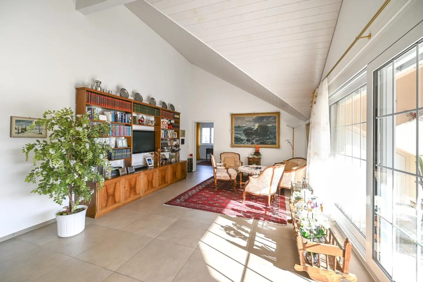 Propriété exclusive – la maison parfaite pour plusieurs générations - Photo 6 sur 7