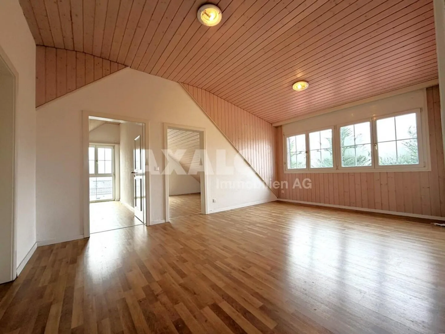 Villa with generous space concept in Rheineck - Photo 15 of 19