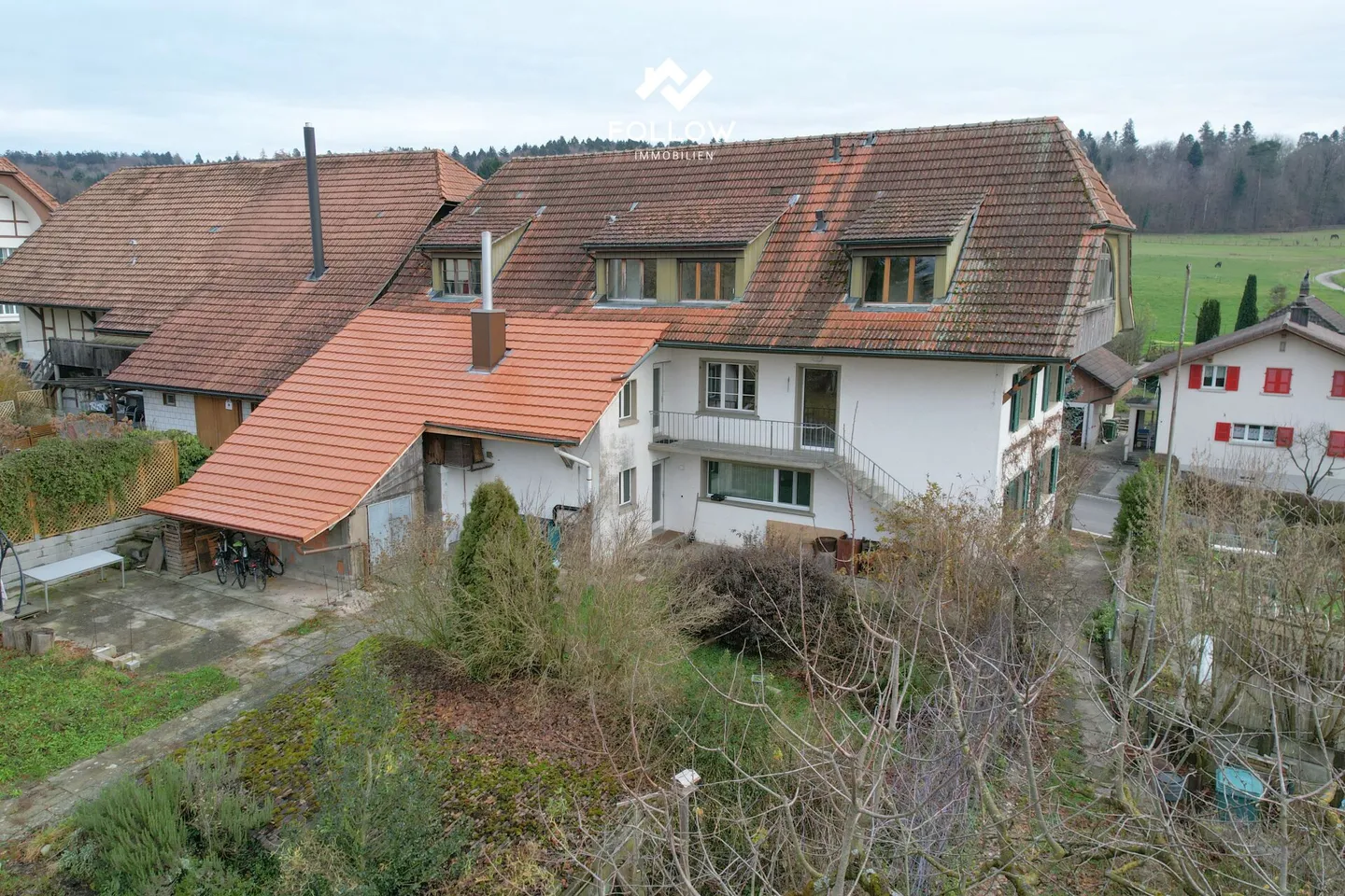 Maison spacieuse à trois familles avec vue dégagée - Photo 25 sur 26