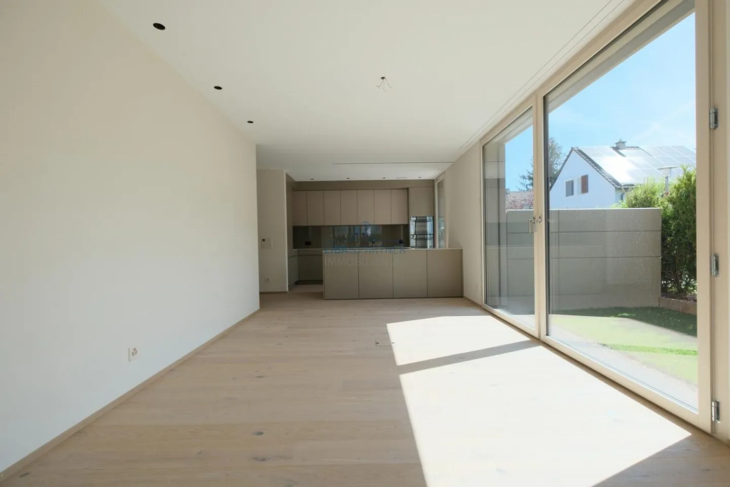 Appartamento Nuovo Esclusivo - Giardino di 170m² e Ambiente di Vita Lussuoso - Foto 4 di 12