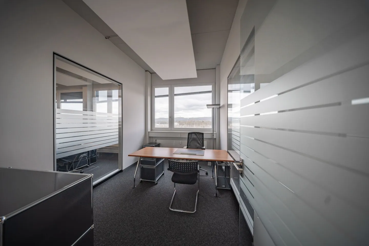 Espace de bureau moderne dans le parc d'affaires Stücki bâtiment C - Photo 7 sur 10