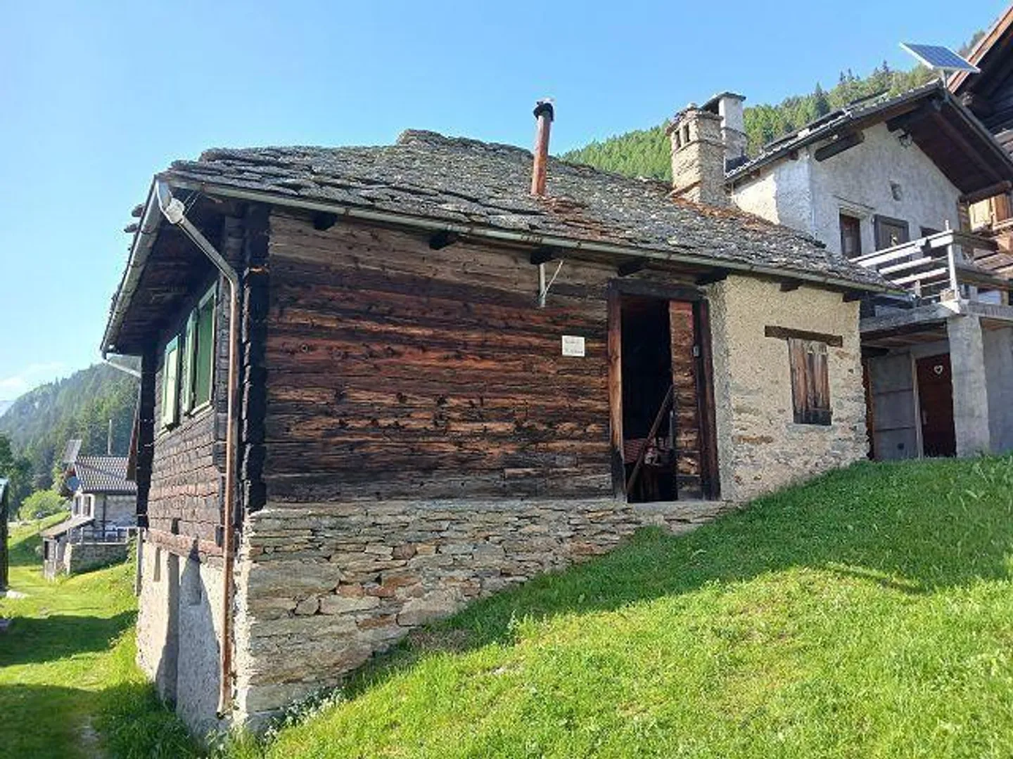 Chalet con Vista Mozzafiato - Foto 1 di 27