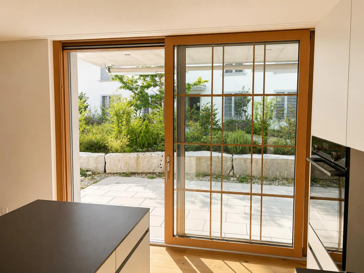 3.5-room apartment with terrace: live rural with city connection - Photo 2 of 10