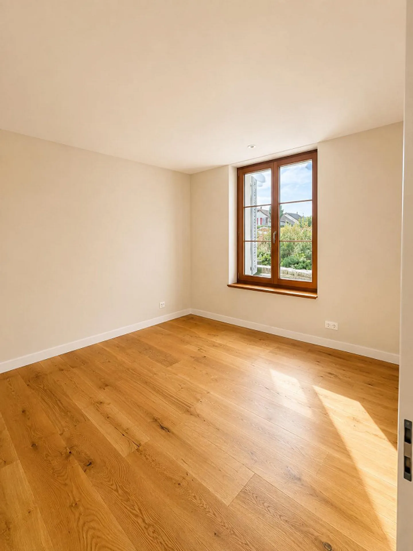 3.5-room apartment with terrace: live rural with city connection - Photo 5 of 10