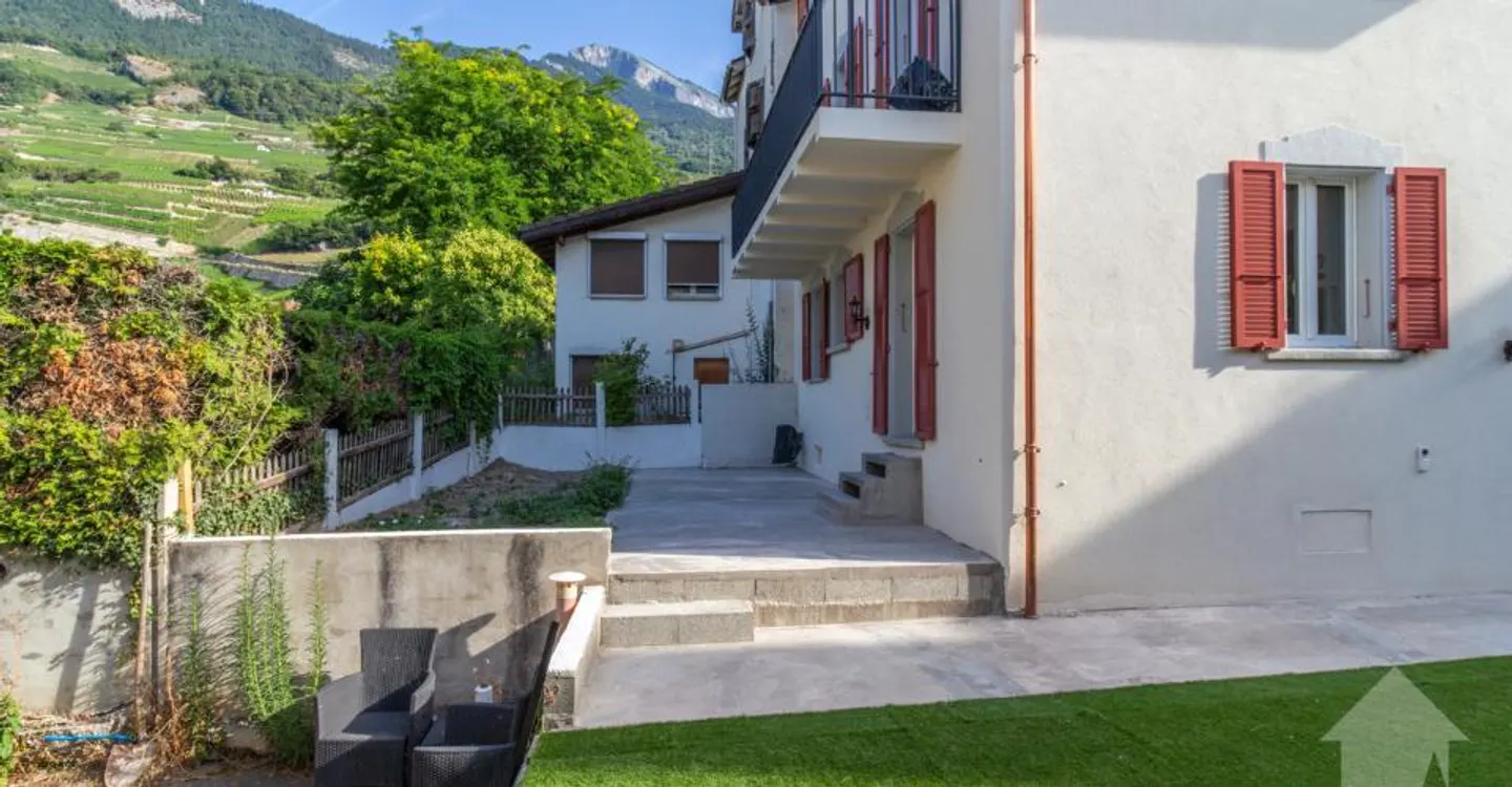 Bâtiment rénové à Vétroz - Photo 3 sur 11
