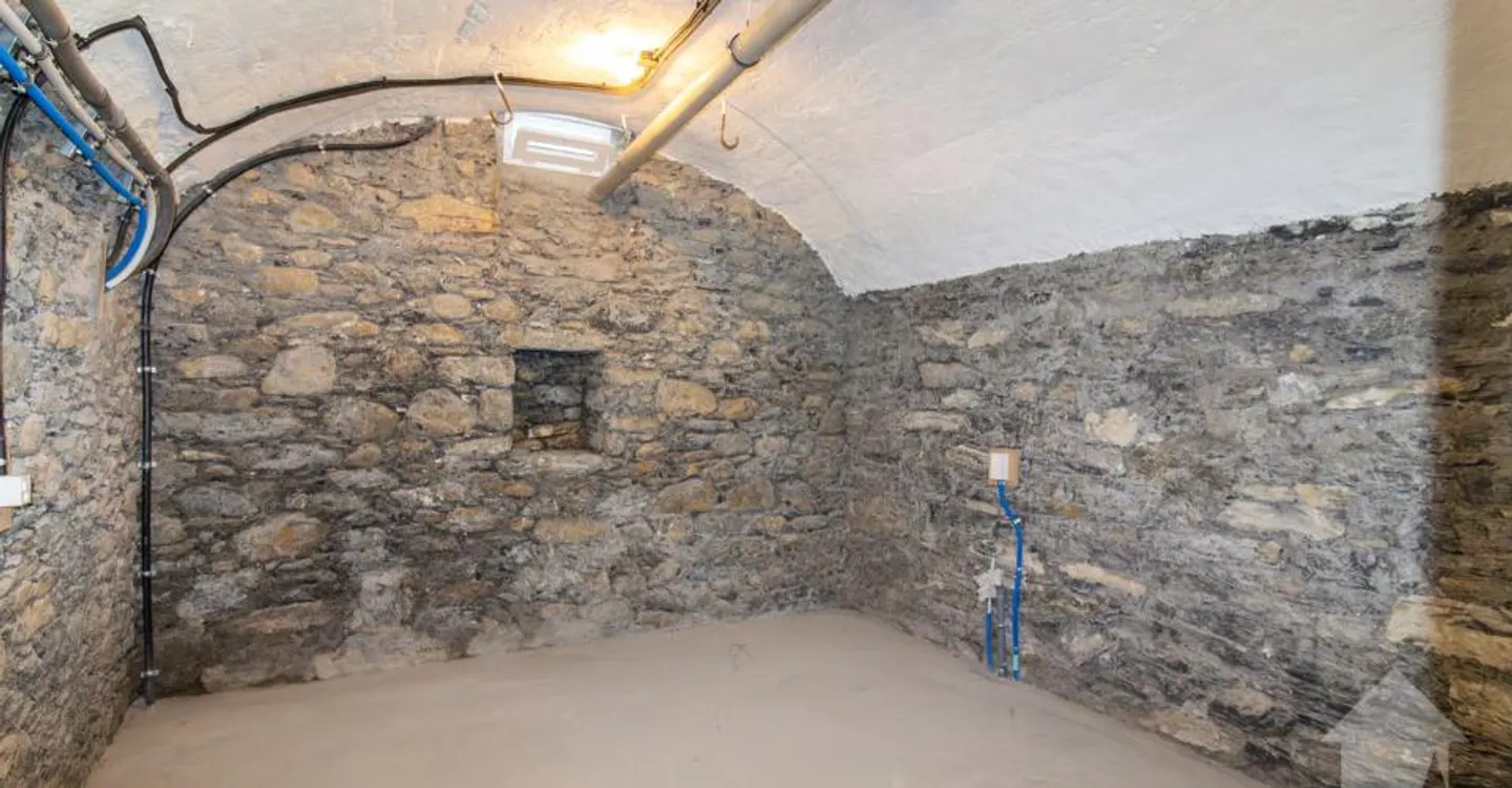Bâtiment rénové à Vétroz - Photo 5 sur 11