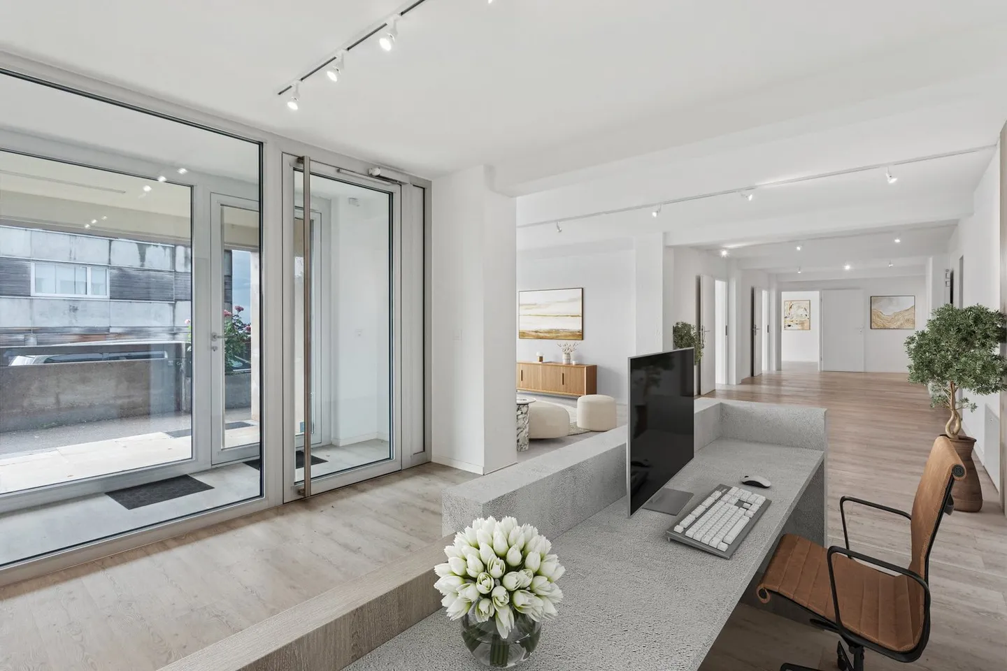 Nouvelle surface de plancher brut au rez-de-chaussée, équipée d'une vitrine - Photo 12 sur 12