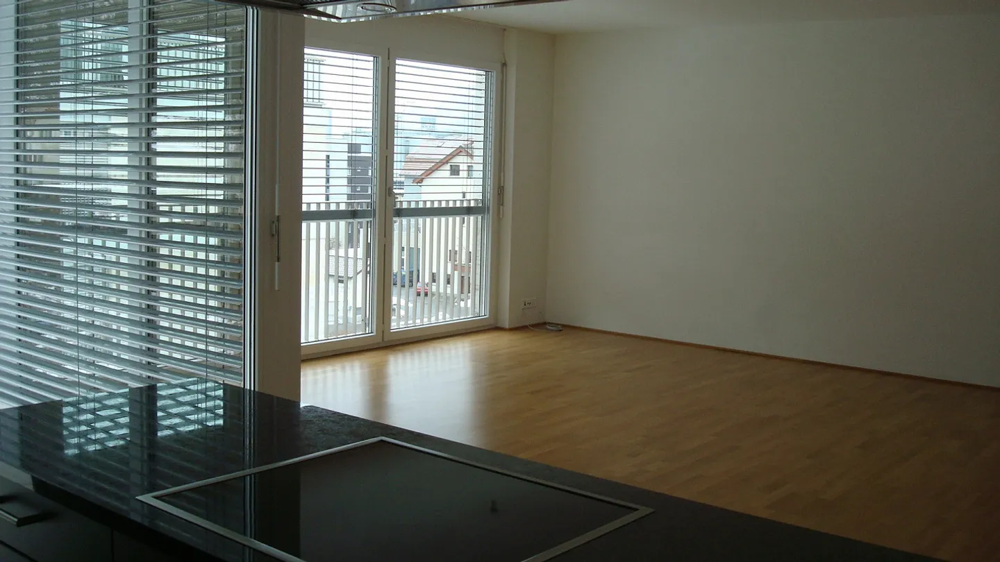 Moderno appartamento 3 1/2 locali in affitto nel Plessurpark - Foto 4 di 9