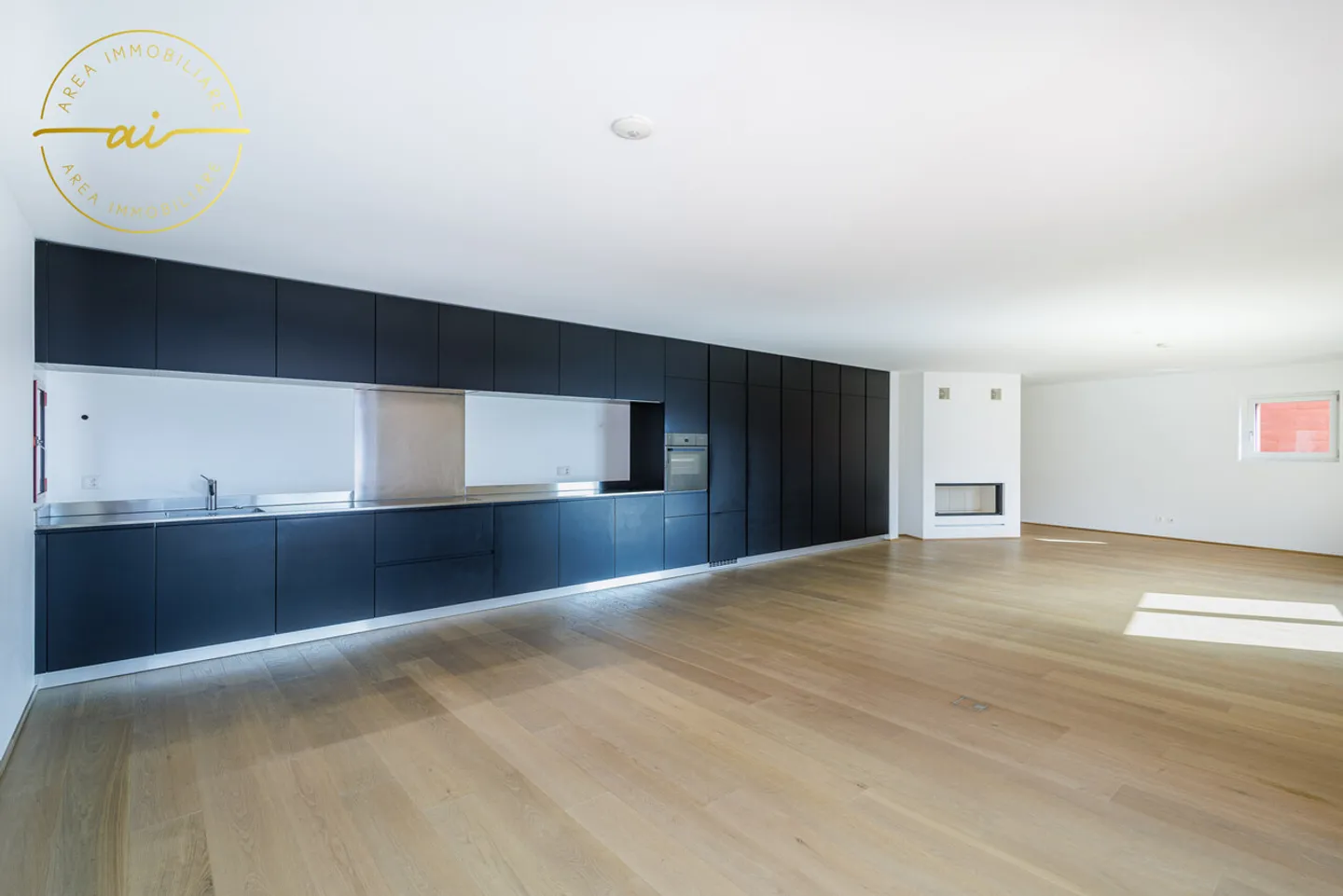 SPACIOUS AND BRIGHT 5.5-ROOM APARTMENT IN CUREGLIA - Photo 1 of 13