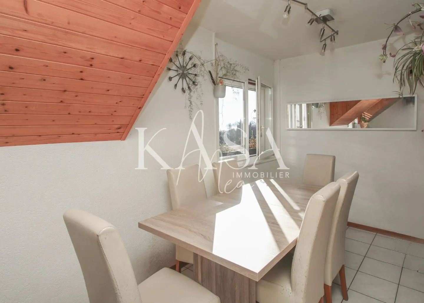 Duplex pour Investisseurs - Locataire en Place - Photo 4 sur 13