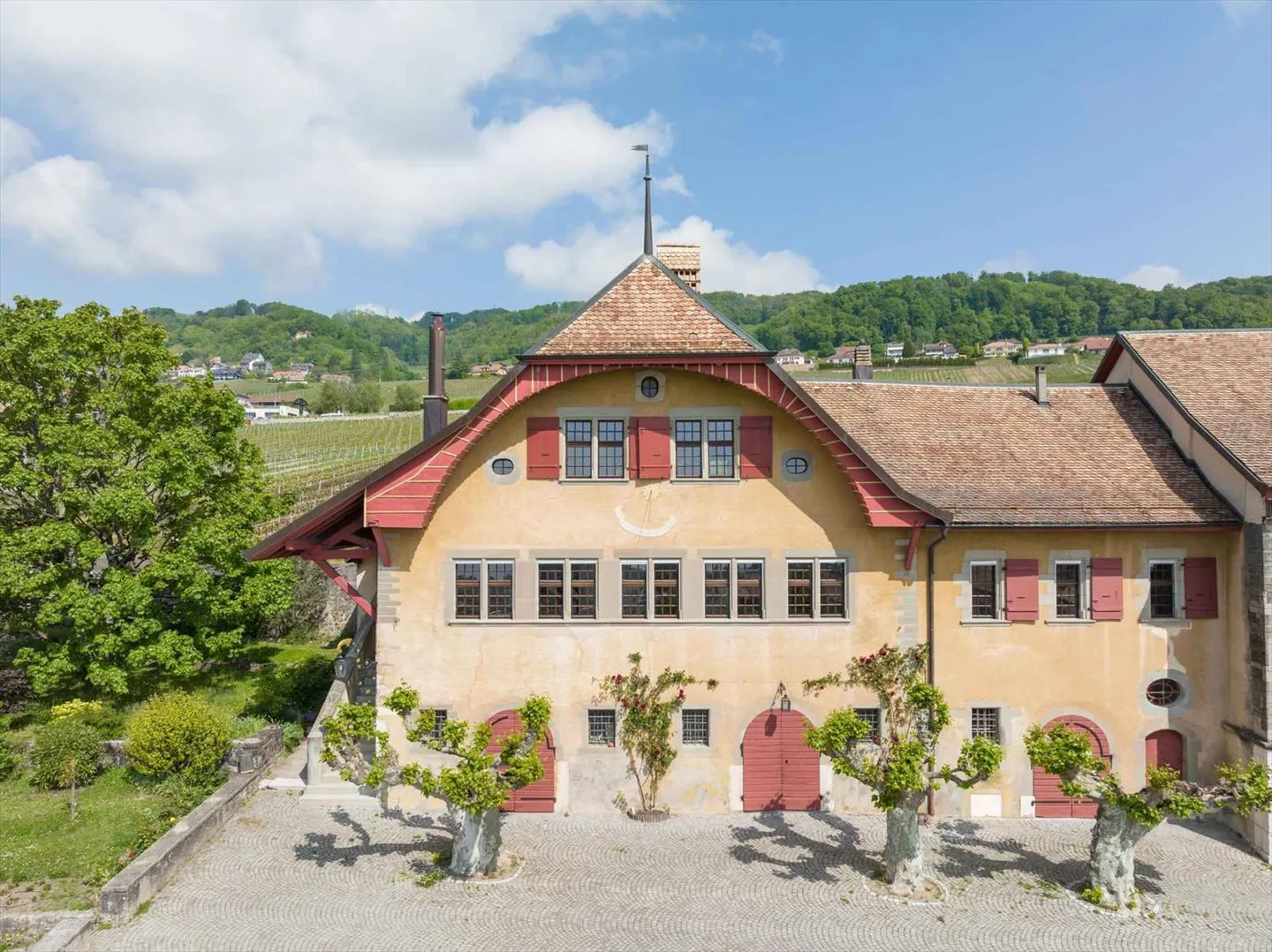 8-Zimmer-Haus - Foto 3 von 13