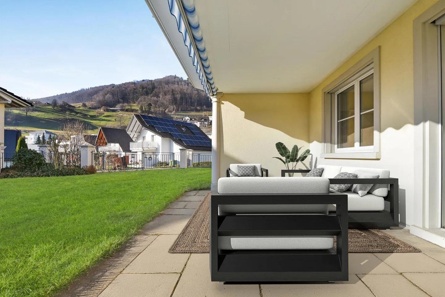 Appartamento elegante di 3,5 locali con balcone sud-ovest di 15 m² e giardino privato - Foto 4 di 16