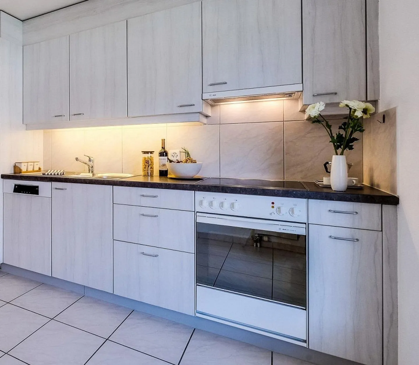 Appartamento 3.5 locali in un quartiere tranquillo! - Foto 3 di 8