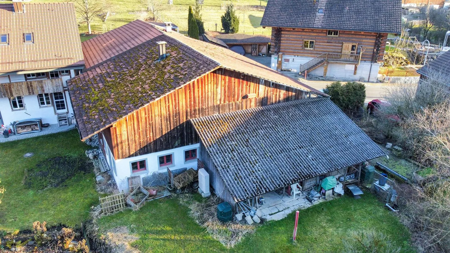 6-Zimmer Bauernhaus mit Garten in Gündisau kaufen - Foto 5 von 13
