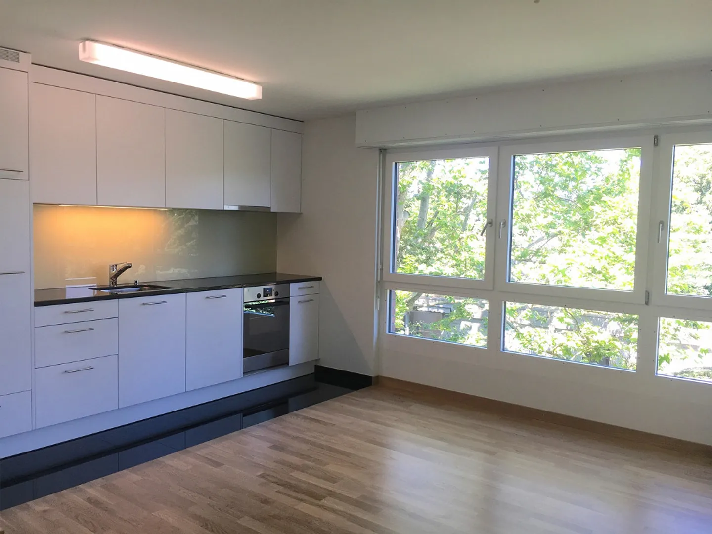 Appartement 2.5 pièces magnifique avec tour de lavage privé - Photo 1 sur 7