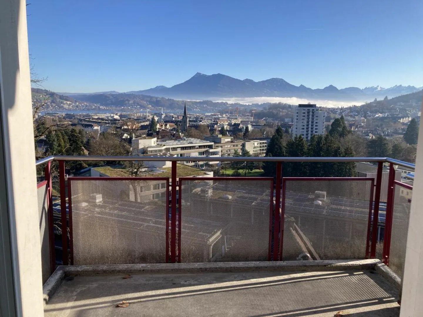 Appartamento 4 locali con vista splendida su Lucerna - Foto 1 di 9
