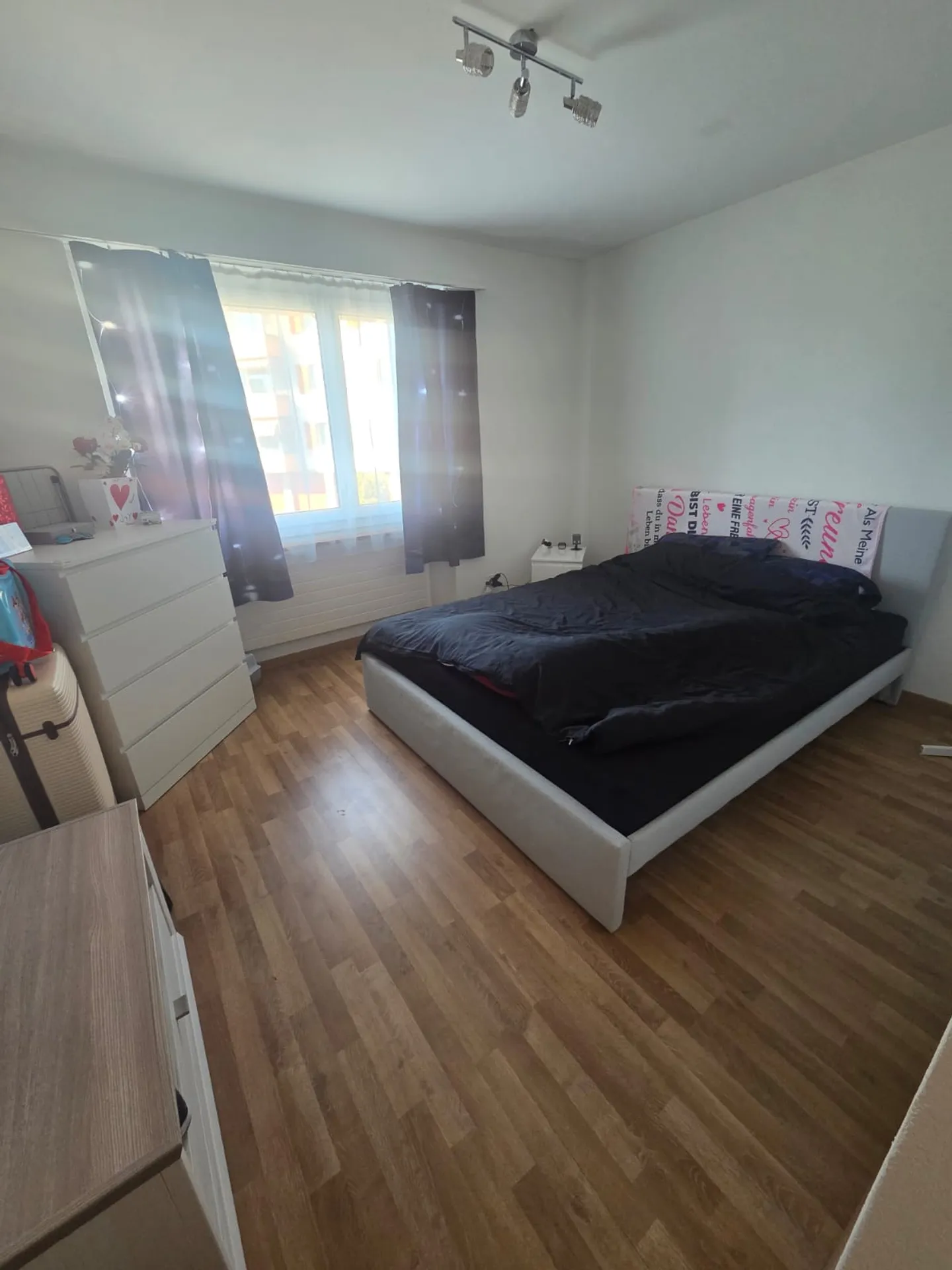 Luminoso appartamento di 4 stanze al piano rialzato a Hägglingen - Foto 5 di 8