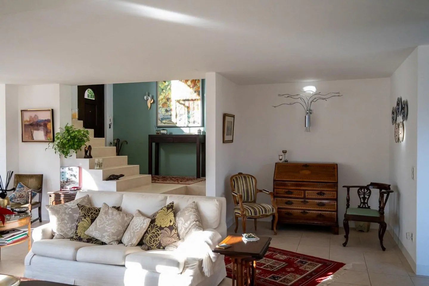 IMPORTANTE VILLA CIRCONDATA DA GRANDE PARCO CON VISTA LAGO - Foto 3 di 13