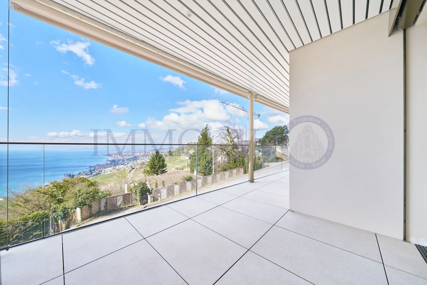 NEUF DE HAUT STANDING AVEC BALCON-TERRASSE ET VUE PANORAMIQUE - LOT 3 - Foto 2 von 13