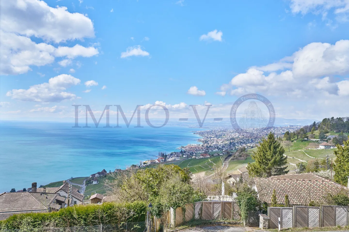 NEUF DE HAUT STANDING AVEC BALCON-TERRASSE ET VUE PANORAMIQUE - LOT 1 - Foto 1 von 13