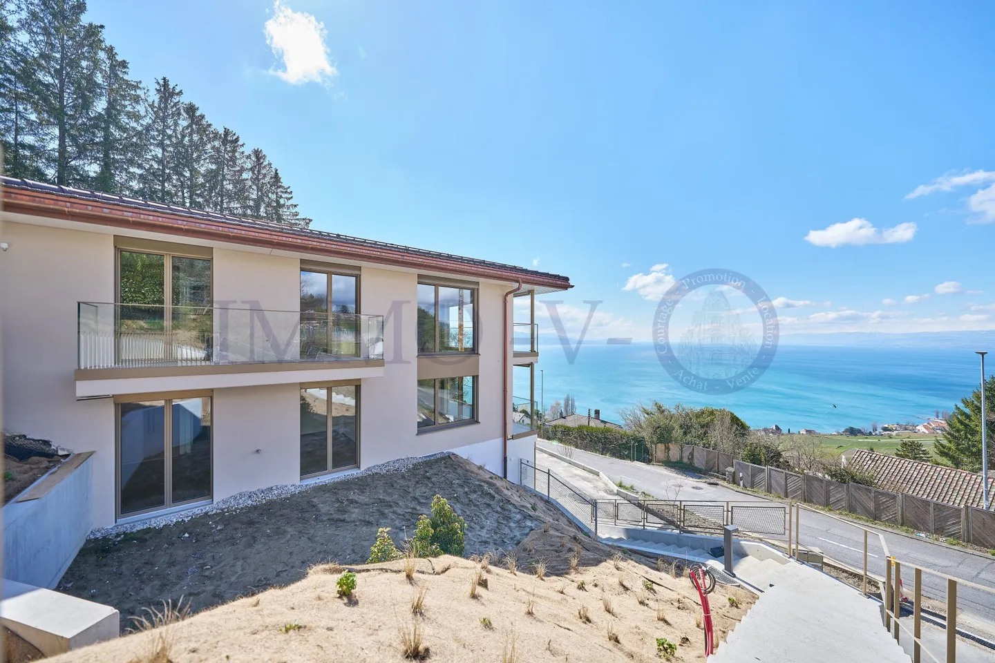 NEUF DE HAUT STANDING AVEC BALCON-TERRASSE ET VUE PANORAMIQUE - LOT 3 - Foto 1 von 13