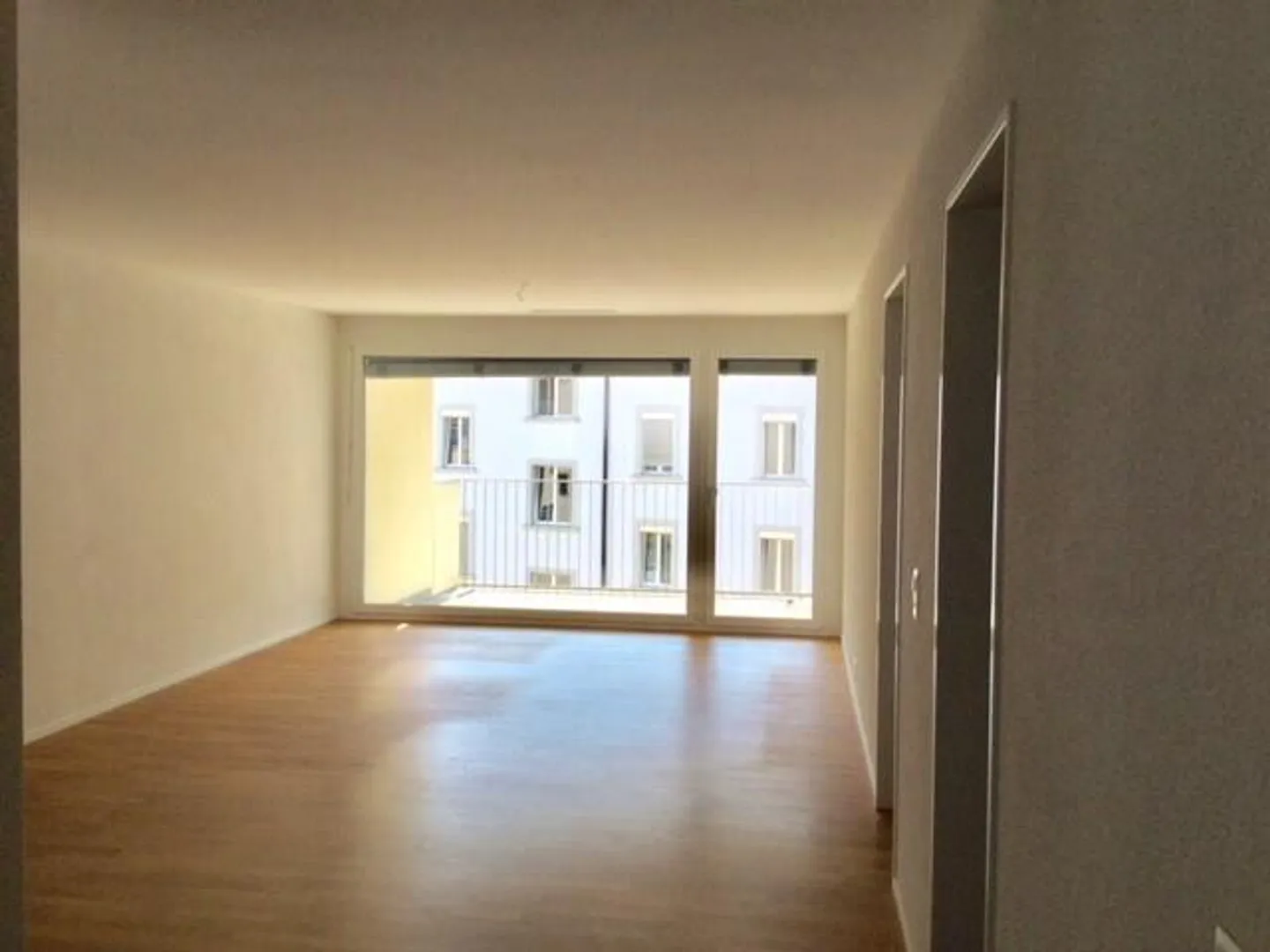 Appartement lumineux de 3,5 pièces avec 2 loggias - Photo 6 sur 7