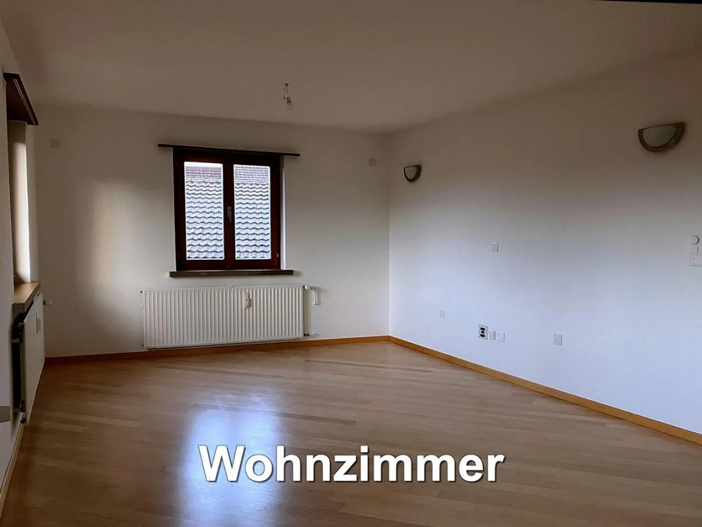 Appartement partiellement rénové à louer dans le centre du village de Wenslingen - Photo 3 sur 27