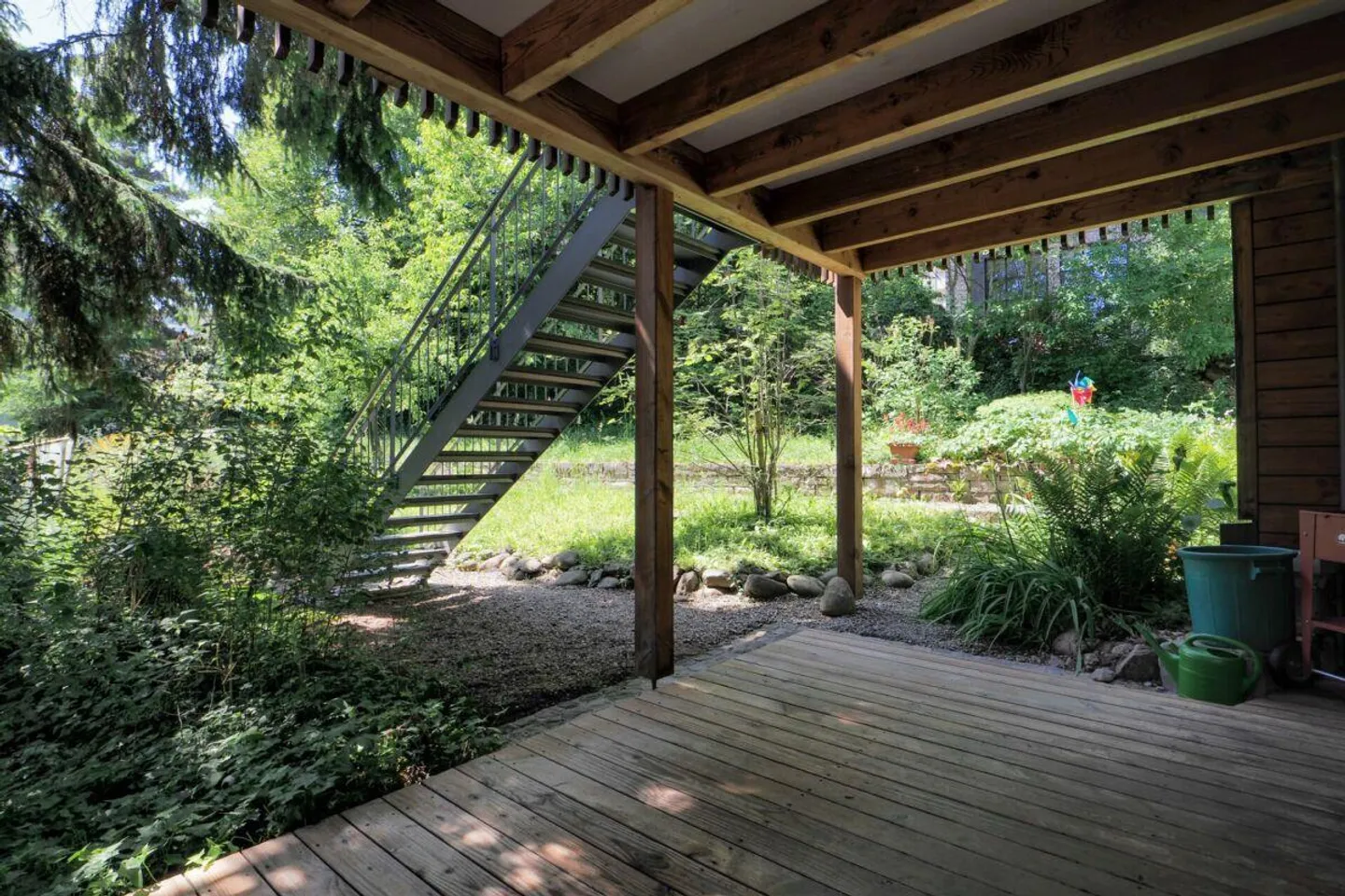 Single-family house with garden - Photo 3 of 18
