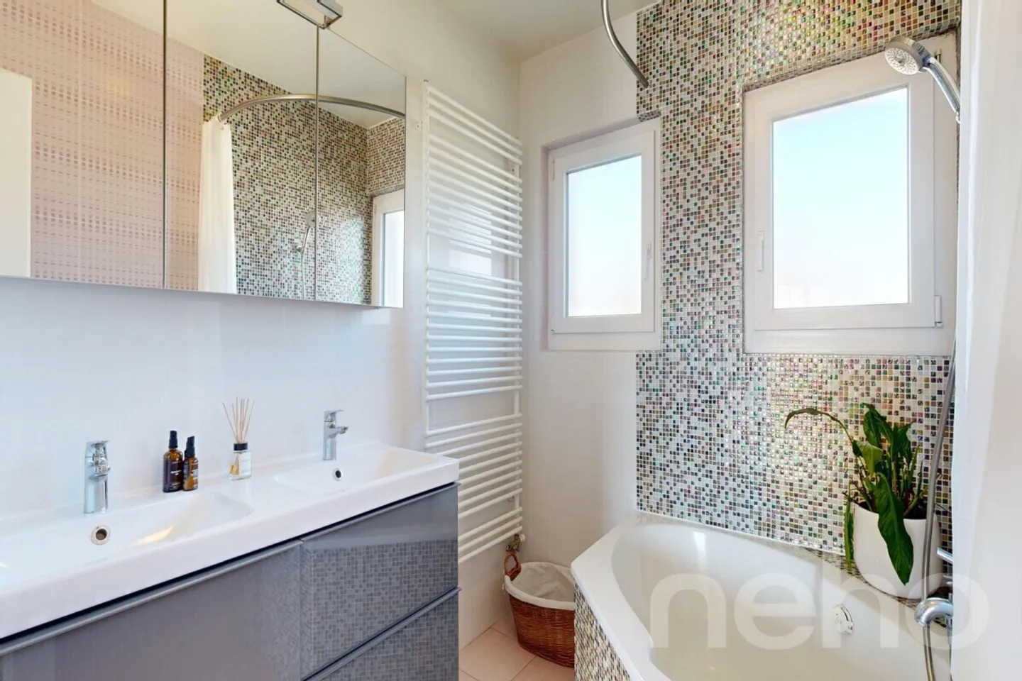 Casa di villaggio ristrutturata con giardino - Foto 7 di 12