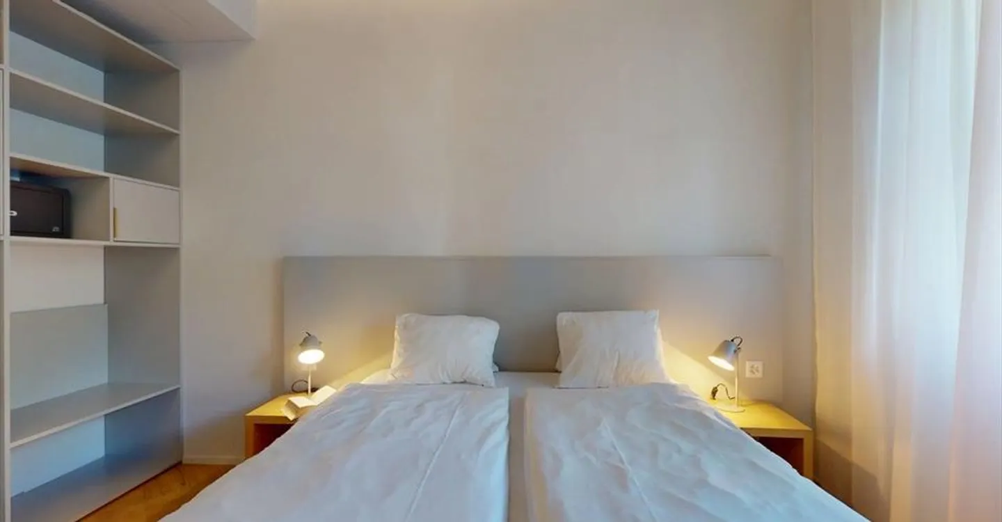 Hotel Alpenblick – Bright One-Bedroom Family Apartment in the Heart of Bern! - Photo 5 of 10