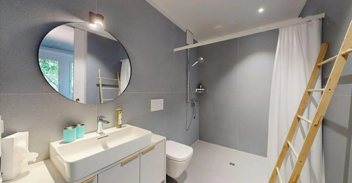Hotel Alpenblick – Bright One-Bedroom Family Apartment in the Heart of Bern! - Photo 9 of 10